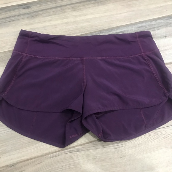 Lululemon speed short 2.5” size 6 - Picture 3 of 5